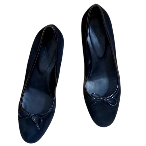 Boden Heels Black Suede Leather Kitten Heel Bow Tie Cushioned Footbed Round Toe - Picture 3 of 12